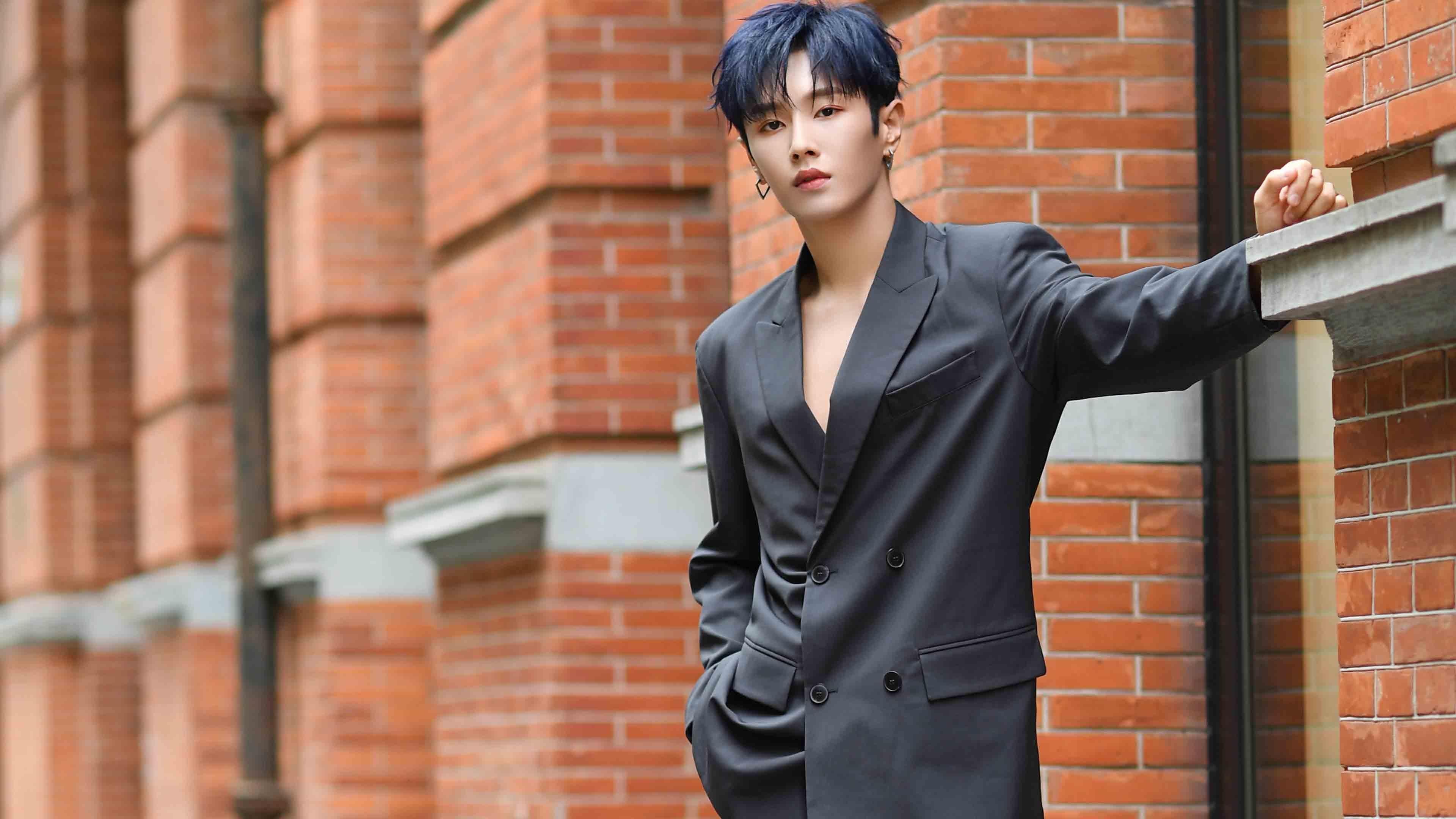 开云体育中国官方网站-_极限飞跃：跨越自然天险的勇者之旅_，飞跃极限是什么游戏