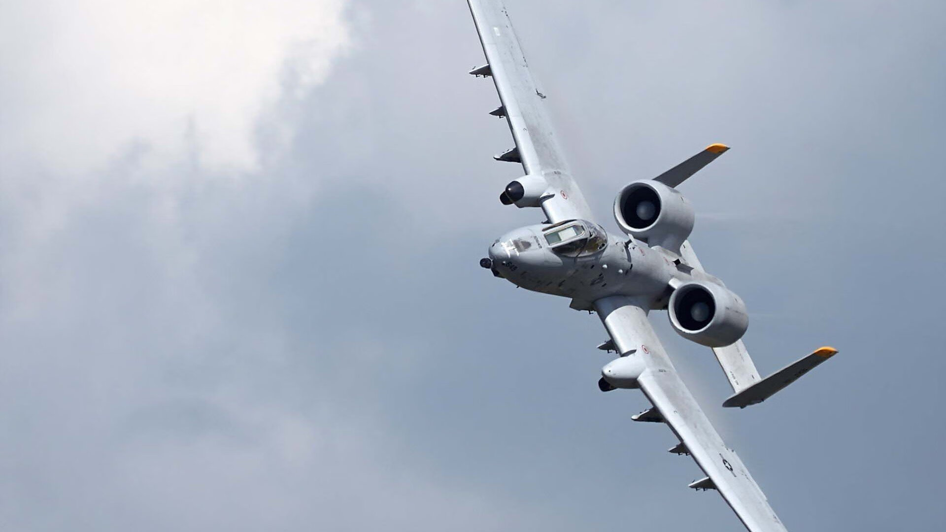 开云网站-“极速狂飙，血脉喷张！”——WRC最极致的超车盛宴，极速狂飙是哪个公司